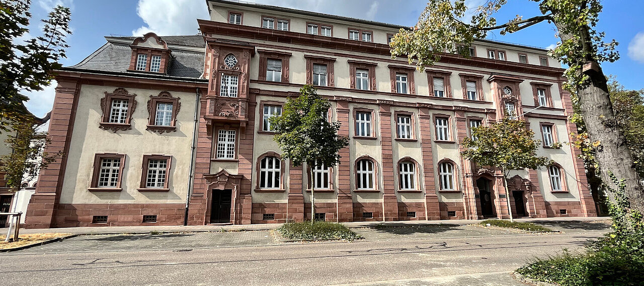 Gebäude des Rechnungshof in der Stabelstraße